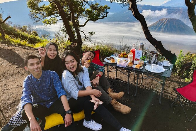 1 Day - Bromo Sunrise Romantic Breakfast // 00.30 - 13.00 - The Real Value Behind a $109.11 Bromo Day