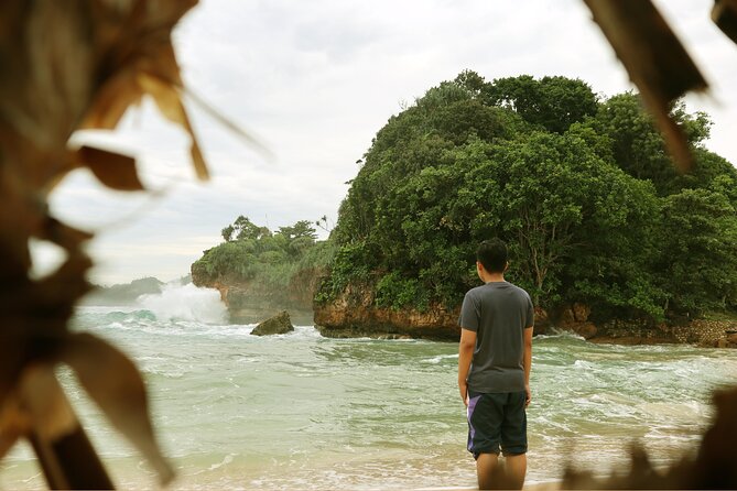 1 Day - Malang Beaches and Island Hopping // 06:30 - 17:30 - Price and Value: What $47.55 Really Covers