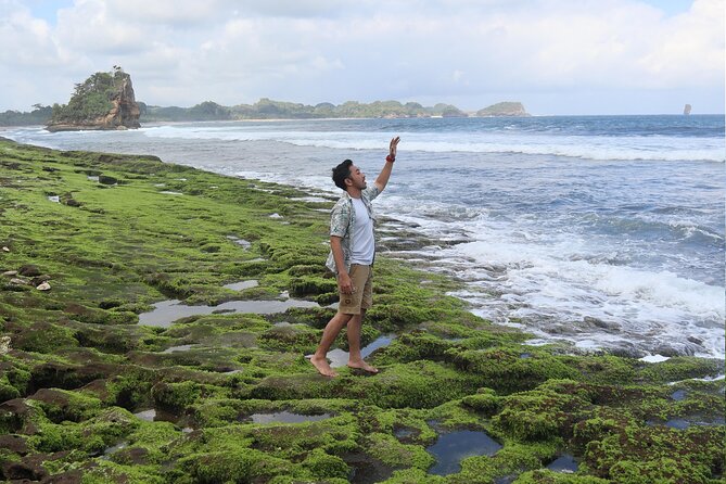 1 Day - Malang Beaches and Island Hopping // 06:30 - 17:30 - Pickup + Travel Time: What Your Morning Actually Feels Like