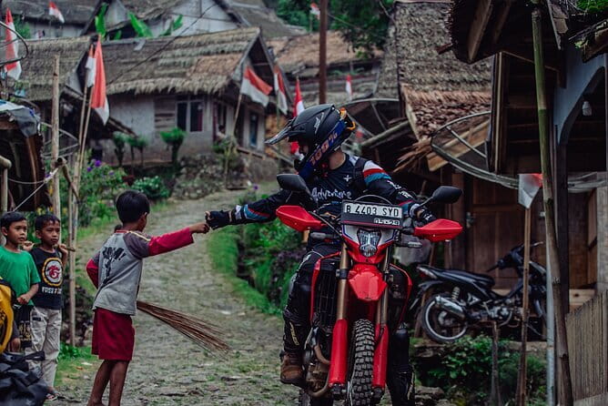 1 Day Motorcycle Tour To Citorek Banten West Of Java - Lebak Cibedug megalithic site: ancient stones on the way to the soak