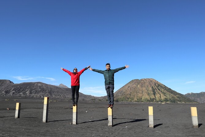 1 Day - Mount Bromo (5 spots) and Madakaripura waterfall // 23.00 - 18.00 - Love Hill and Widodaren: quick stops with big payoff
