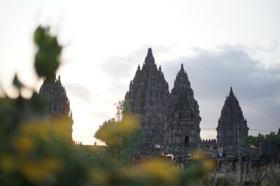 1 Day Yogyakarta tour ( Borobudur temple, Merapi Lava Tour, Prambanan Temple) - Merapi Lava Tour by Jeep: The Eruption-Story Part of the Day