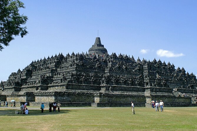1 Day Yogyakarta tour ( Borobudur temple, Merapi Lava Tour, Prambanan Temple) - How Far Ahead Should You Book?