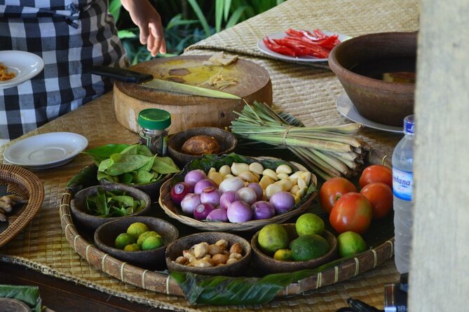 #1 Paon Bali Cooking Class with Shuttle Ubud Only - Vegetarian vs non-vegetarian: choose your menu without stress
