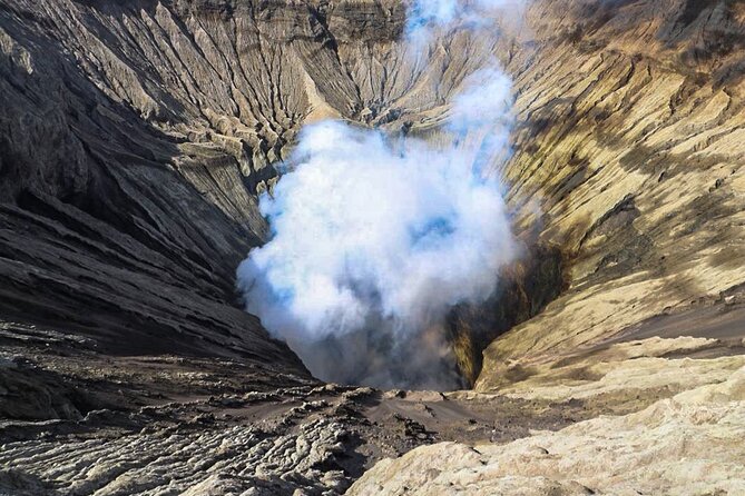 1Day - Bromo Non Sunrise Tour via Malang (to avoid crowd) - Sand Sea and savannah breaks: the photo moments and the reset
