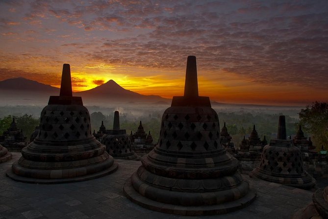 2 days Yogyakarta tour (Borobudur, Prambanan, Jomblang cave, Timang beach) - Borobudur sunrise: fresh air, big views, and the ticket math