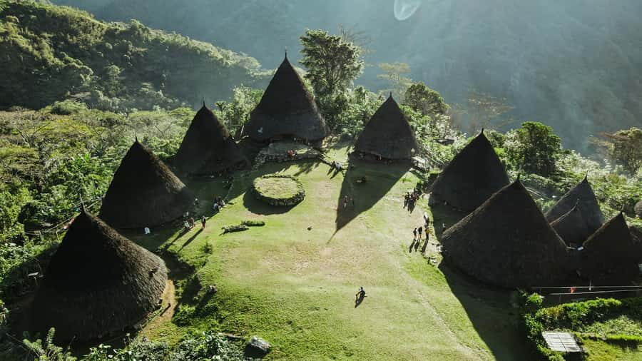 2D1N Exotic Waerebo Village Tour from Labuan Bajo - Getting There: Labuan Bajo to Denge and the Ride on Rough Roads