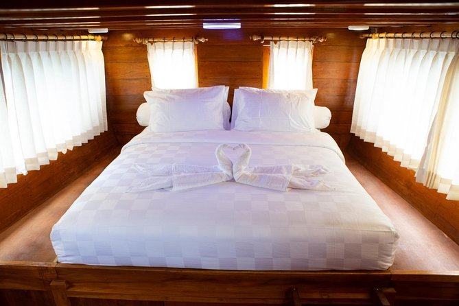 2Days Komodo Tour By Private Boat - Weather and boat comfort: the two things that can change the day fast