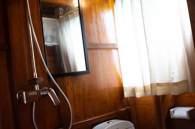 2Days Komodo Tour By Private Boat - Who should book this private 2-day Komodo trip