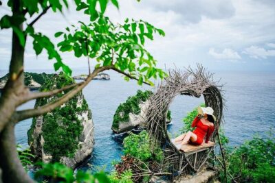 3 Days Tour in Nusa Penida - Day 1: West-side cliffs and the beaches that look hard to reach