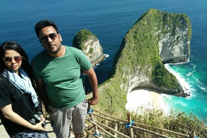 30 Minutes Ocean Walking in Nusa Dua, Bali - Holding the iron pole: the real skill is staying steady