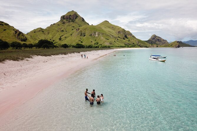 3D2N Sailing Komodo Living on Board Fiday to Sunday (Labuan Bajo) - Why a 3D2N Komodo liveaboard in Labuan Bajo makes sense
