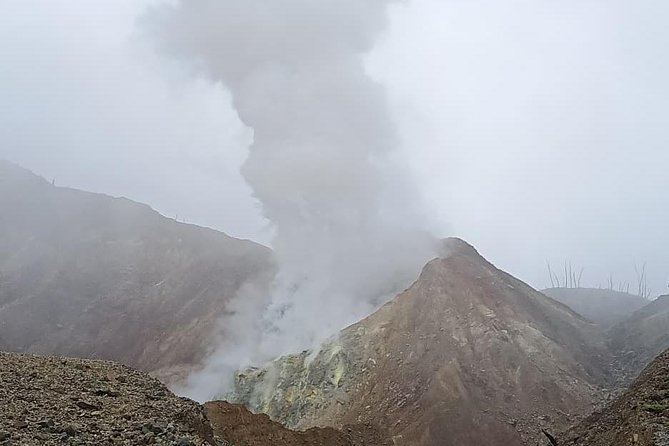 3D2N trip kawah putih-papandayan vulcan-nagavillage-green canyon - Papandayan sunrise trek: the 4:00 am reality