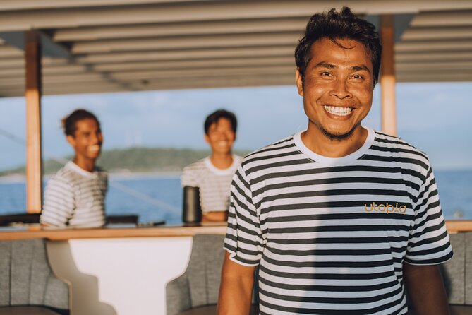 4-in-1 • Gili Islands Half-day Snorkel & Lunch Catamaran Tour - Breakfast, Lunch, and Nonalcoholic Drinks on Board