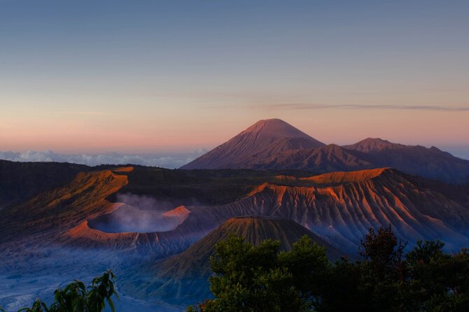 5 Days Borobudur Prambanan Tumpaksewu Bromo Ijen to Bali Private - Price and logistics: what you really get for $625