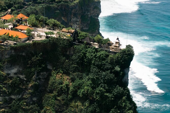 A Taste of Bali - A 12-minute helicopter circuit that hits Bali’s headline sights