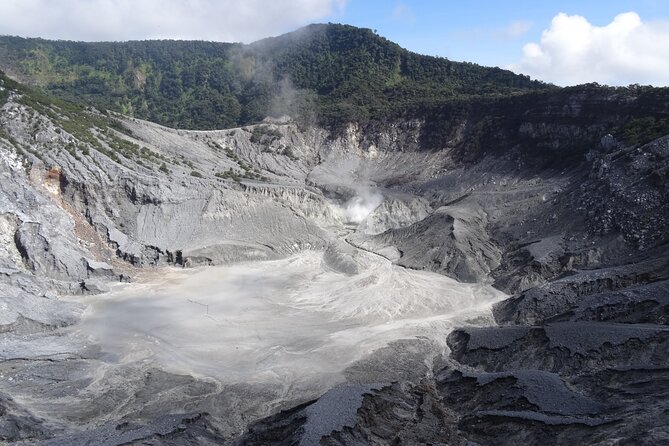Active Volcano, Rice Field, Hot Spring, Fruit market, Tea Plantation with Lunch - Key things that make this day trip work