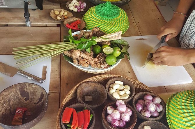 Afternoon Cooking Class & Making Bali Offering with Dinner - Cooking Up to Nine Recipes: What the Flow Feels Like