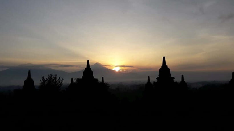 All-inclusive Borobudur Temple Guided Tour - Key things I’d clock before you go