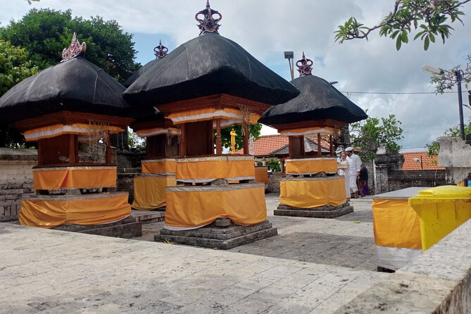 All Inclusive Kecak Dance and Uluwatu Temple Admission Ticket - Crowd Reality at Uluwatu: How to Enjoy It Anyway