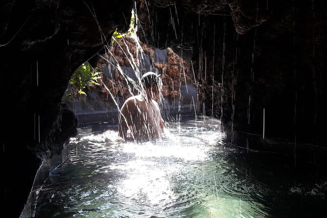 All-Inclusive Nusa Penida Tour - Stop 5: Crystal Bay for swimming, snorkeling, or a slower reset