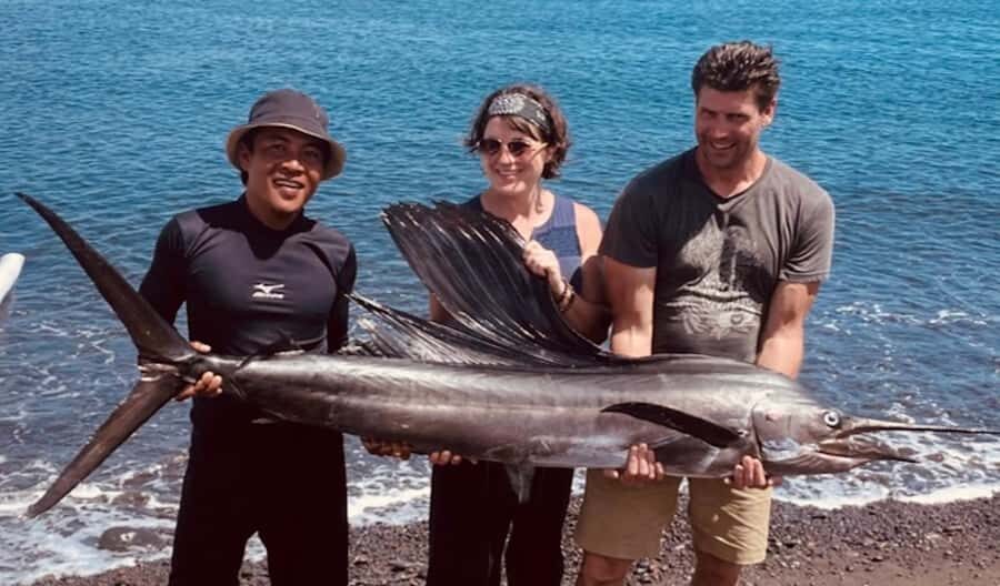 Amed: Private Sunrise Fishing & Catch-and-Cook Experience - On the Water: Snacks, Cold Drinks, and a Sunrise You Can Actually Enjoy