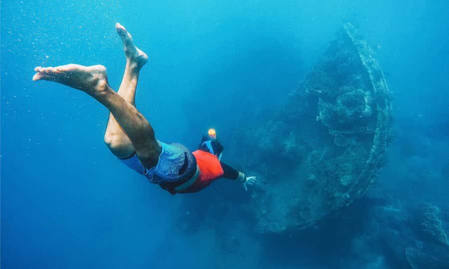 Amed: Snorkeling Trip to the Japanese Shipwreck - Lunch on your terms and what to bring for a comfortable sea day