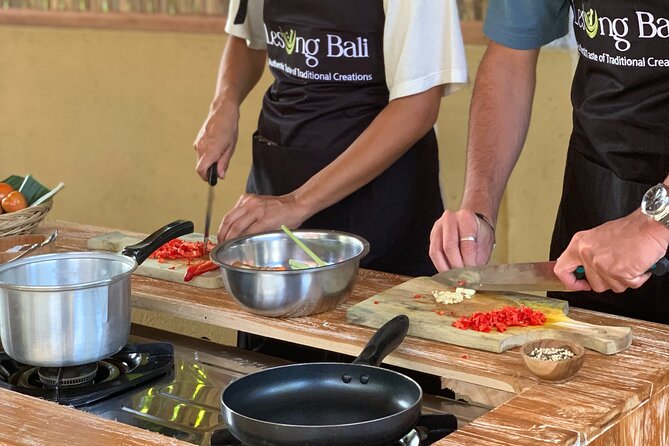 Authentic Balinese Cooking Class in Ubud - Lunch is included: plan your appetite for real food work