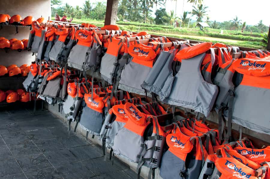 Ayung River: All-Inclusive Tubing Adventure with Lunch - Lunch after tubing: the real recovery step (and yes, it’s included)