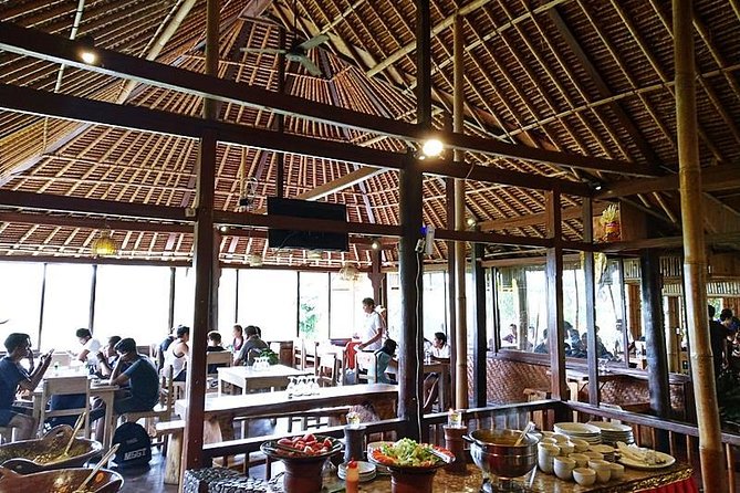 Ayung River Half-Day White Water Rafting Bali in Ubud - What Happens After the Rapids: Lunch, Showers, and the Ride Back