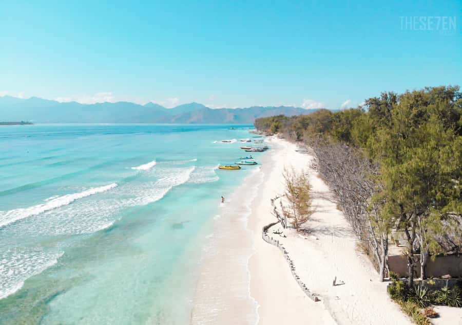 Bali: 3-Day Private Gili Islands Snorkel Tour with Hotel - Bali to Gili: fast boats, shared shuttles, and the cidomo arrival