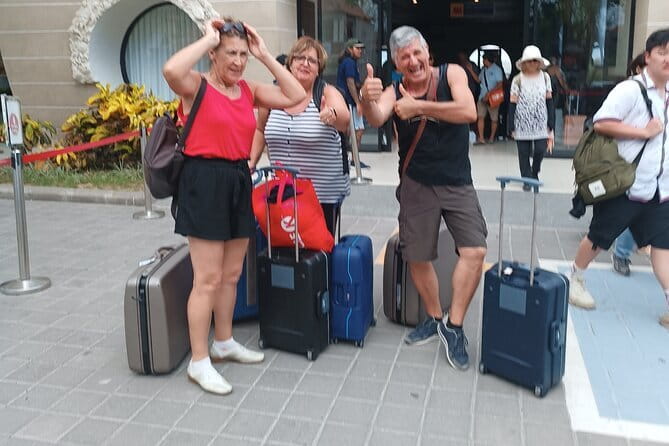Bali Airport and Hotel Private Transfer Service - Finding your driver fast: the meet-up system that saves your energy