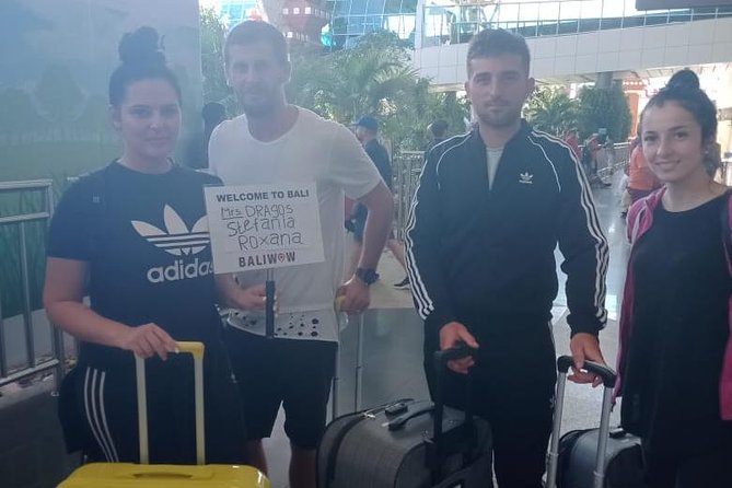 Bali Airport Taxi - Meet Your Driver: Signs, WhatsApp-style Updates, and Bag Help