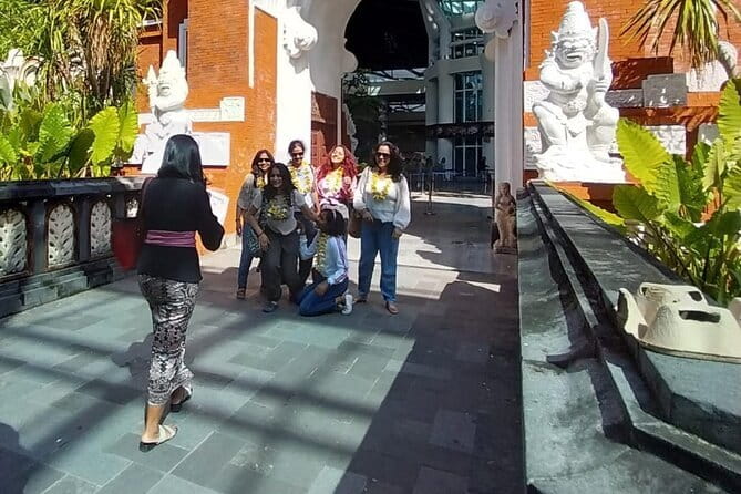Bali airport transfer check in or check out Ubud area - Price and value: why $25 per group can make sense