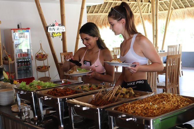 Bali ATV Ride Adventure with lunch - Guides and photos: the small touches that make the day easier