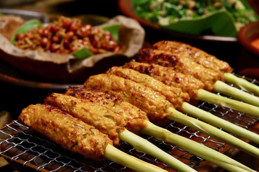 Bali: Authentic Culinary Street Food Experience Tour - Hotel Pickup and Transport: Getting There Without Stress