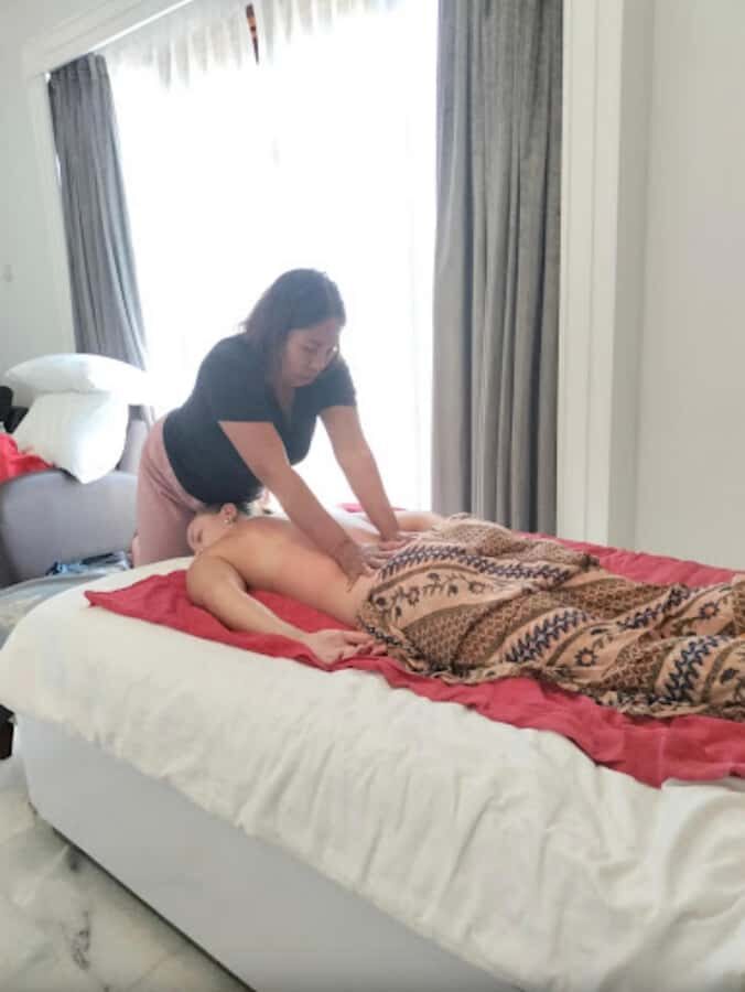 Bali: Balinese Full-Body Massage at your Accommodation - What Happens During the 60-Minute Session