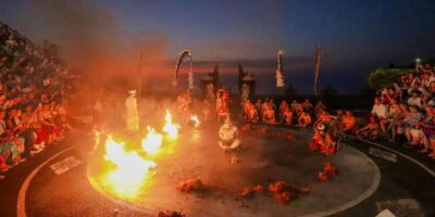Bali: Beaches, Uluwatu Temple Sunset & Fire Kecak Dance Show - Padang Padang Beach: White Sand, Clear Water, and Real Beach Time