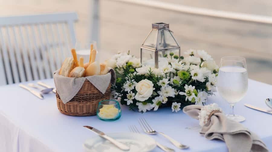 Bali/Benoa: 5-Course Romantic Evening Cruise With Live Music - Who this cruise fits best, and who should skip it