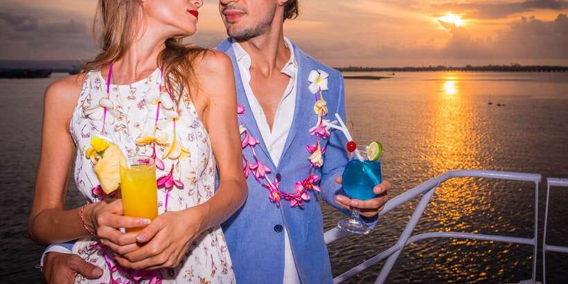 Bali/Benoa: Sunset Dinner Cruise with Show and Live Music - Key things to know before you go