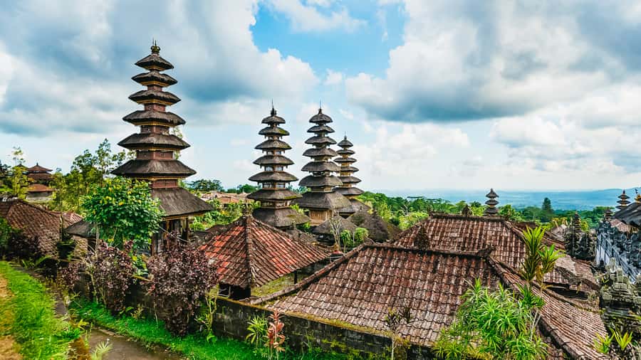 Bali: Besakih Temple & Lempuyang Temple Gates of Heaven Tour - Things to Consider Before You Go: Attire and Activity Level