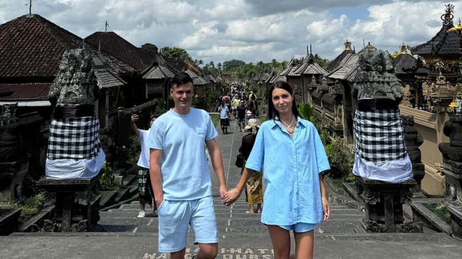 Bali: Besakih temple, Tukad Cepung waterfall, Penglipuran - Tukad Cepung Waterfall: a splashy canyon scene made for photos