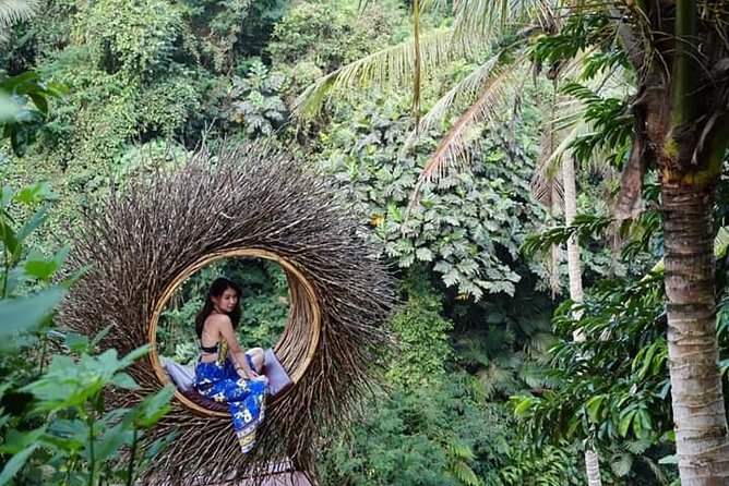 Bali best instagrammable sport tour - Tirta Gangga: royal water palace pools, statues, and koi fish