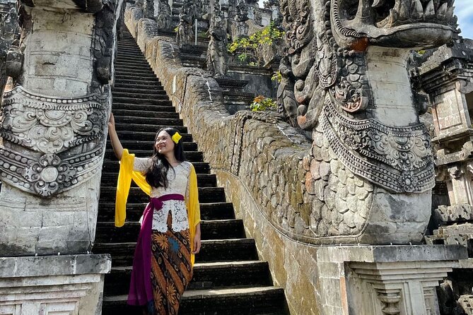 Bali best instagrammable sport tour - Tegalalang Rice Terrace: where the background does half your work