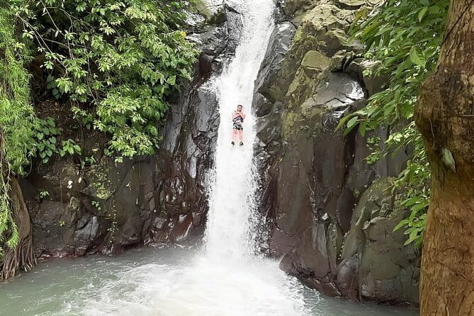 Bali Blue Lagoon Snorkeling with Waterfalls Tour - all included - Lunch and the rhythm of an all-in-one day