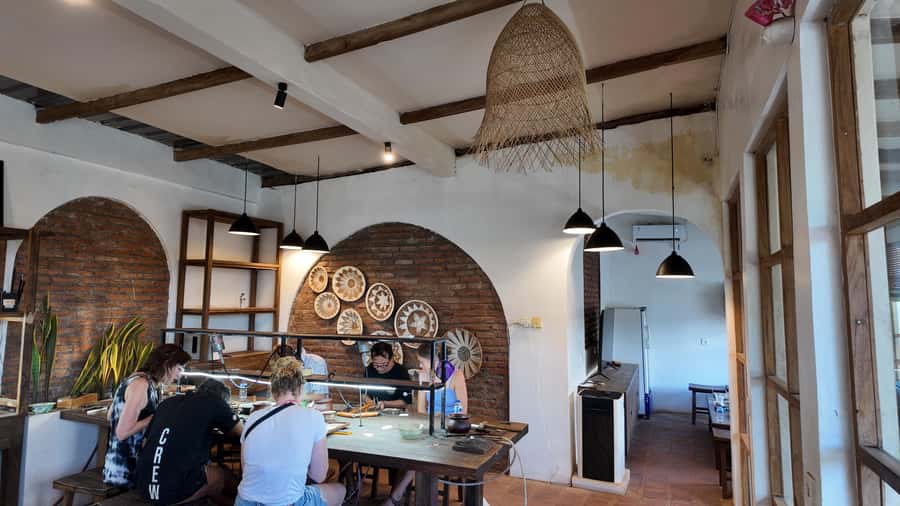 Bali: Canggu Jewelry Making Class with Creative Studio Vibes - Canggu Check-In at Big Tree Jewelry Classes: Welcome Drink and Studio Walk-Through