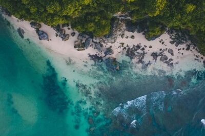 Bali Cheap Tour Packages 3 Days - Day 1: Uluwatu Temple, Padang Padang Beach, and Jimbaran BBQ Dinner
