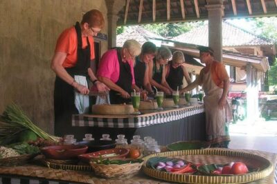 Bali Cooking Class with Culture Experience - From 7:30 am market browsing to real flavor knowledge