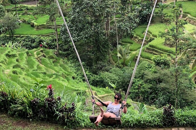 Bali Culture And Spring Temple Private Guided Tour - The Barong and Kris dance: Good and Evil, explained without killing the mood