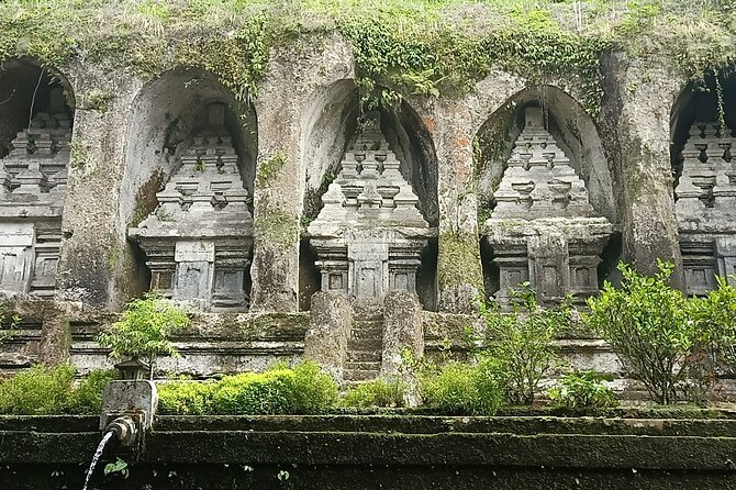 Bali-Customized Private Day Tour - Stop 2: Uluwatu Temple and a Pick-Your-Beach Coastline
